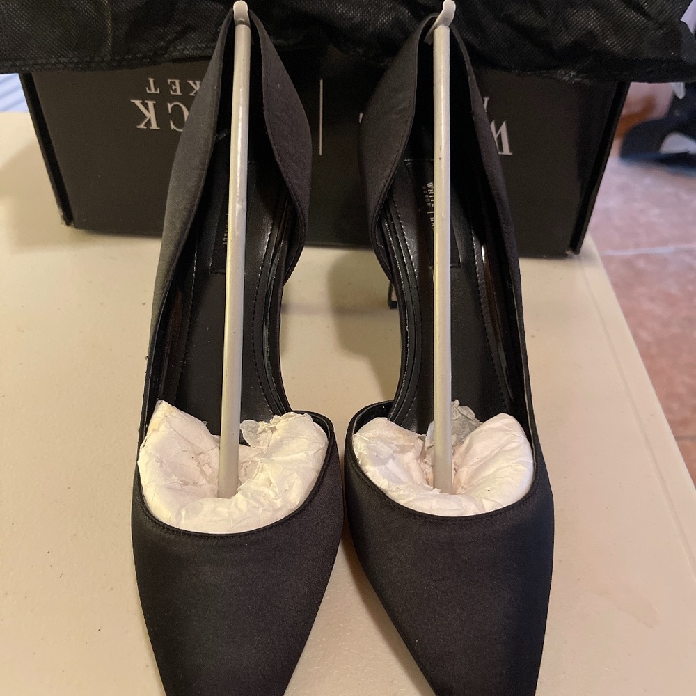 Elegant black pumps size 11